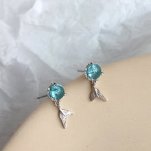 Load image into Gallery viewer, Blue Crystal Minimalist Silver Mermaid Stud Earrings