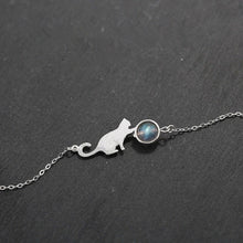 Load image into Gallery viewer, Cat Moonstone Silver Bracelet