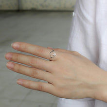 Load image into Gallery viewer, Elegant Silver Rabbit Ring