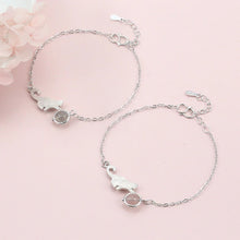 Load image into Gallery viewer, Cat Moonstone Silver Bracelet